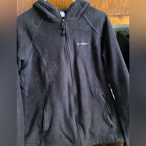 Columbia soft zip up hooded jacket.  Gently worn and so soft and comfy. $10